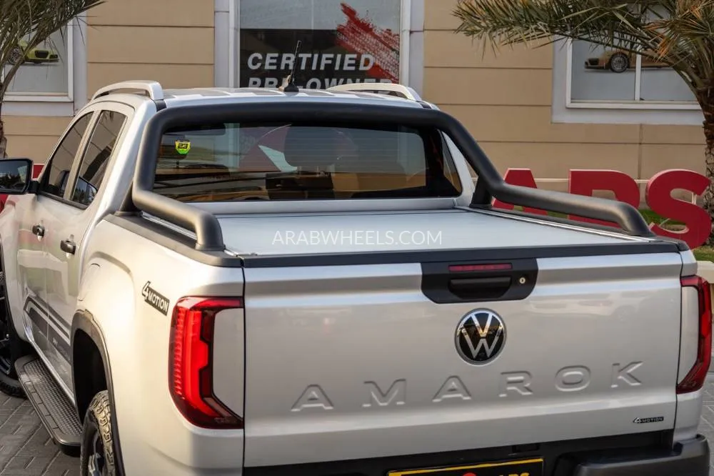 Volkswagen Amarok 2023 for Sale in Dubai Image-11
