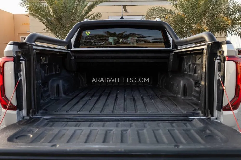 Volkswagen Amarok 2023 for Sale in Dubai Image-26