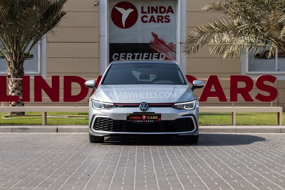 Volkswagen Golf GTI 2021 for Sale in Dubai Image-4
