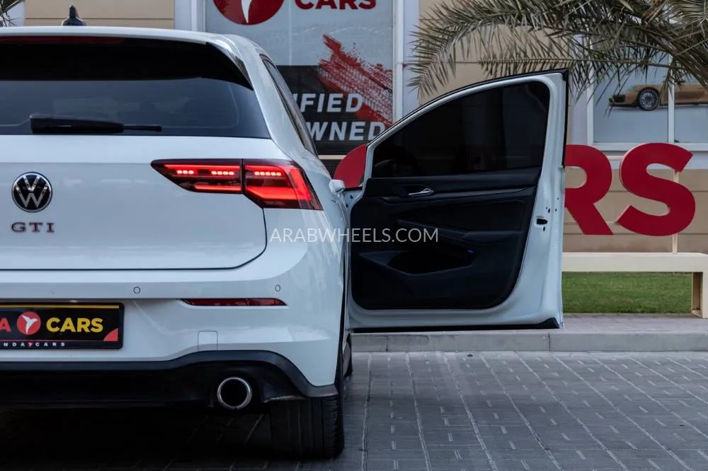 Volkswagen Golf GTI 2021 for Sale in Dubai Image-7