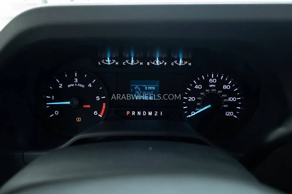 Ford E 450 2022 for Sale in Dubai Image-24