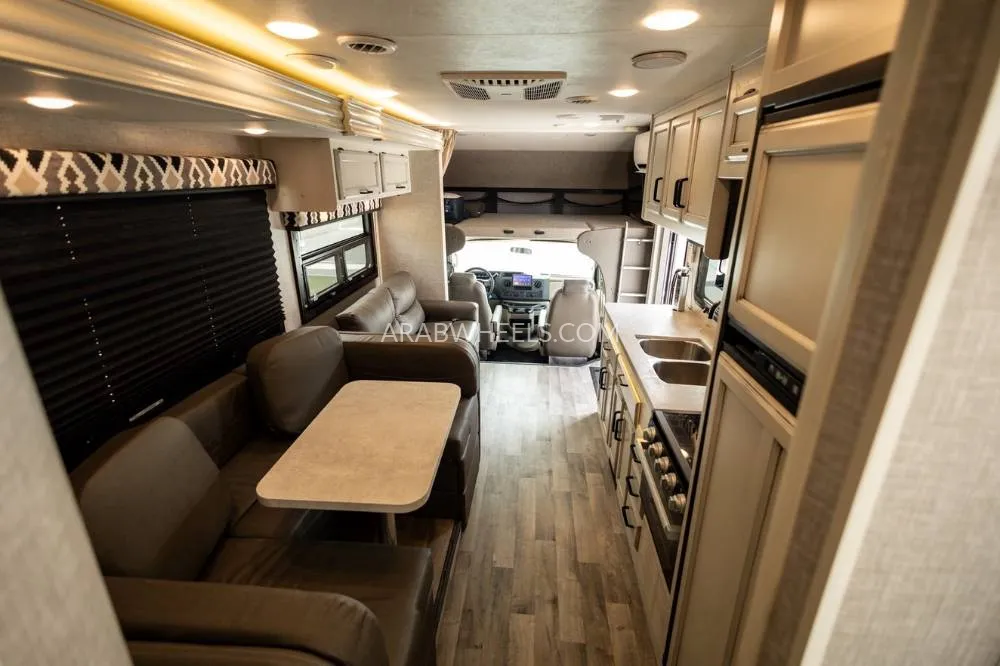 Ford E 450 2022 for Sale in Dubai Image-32