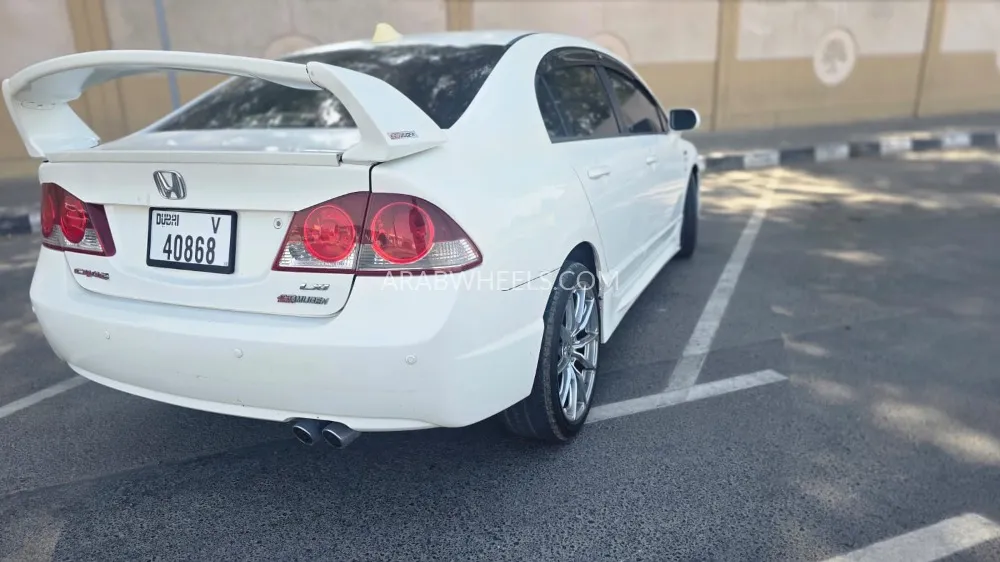 Honda Civic 2006 for Sale in Sharjah Image-6