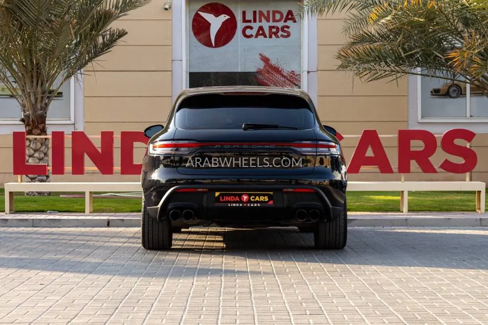Porsche Macan 2022 for Sale in Dubai Image-6