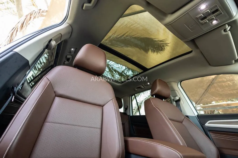 Volkswagen Teramont 2022 for Sale in Dubai Image-23