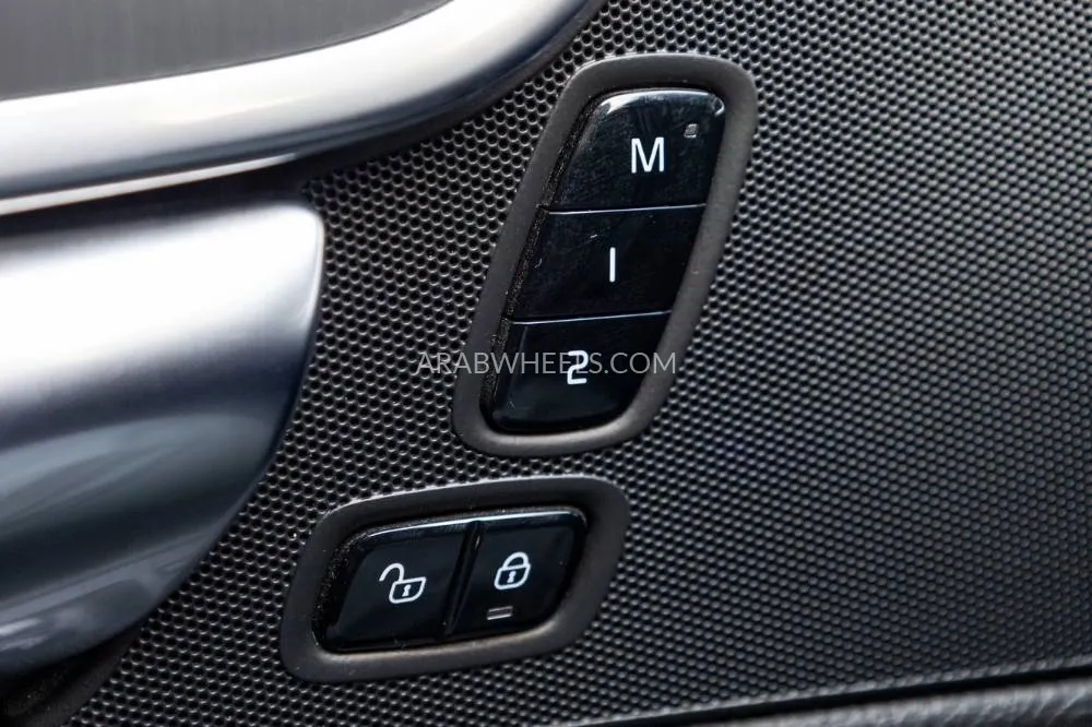 Volvo S90 2017 for Sale in Dubai Image-20