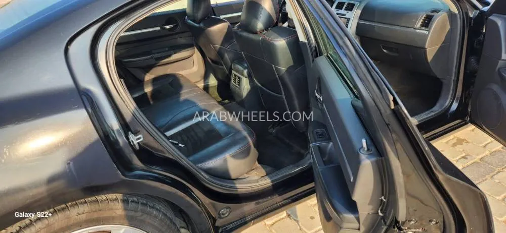 Dodge Charger 2009 for Sale in Sharjah Image-4