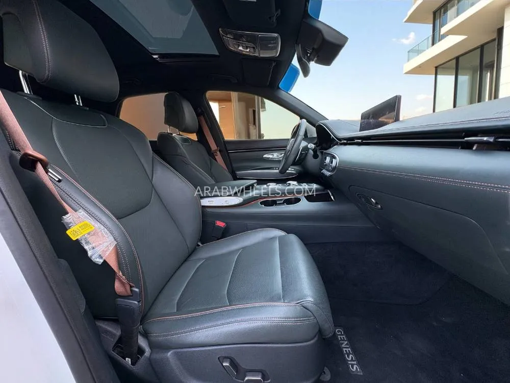 Genesis GV70 2024 for Sale in Dubai Image-17