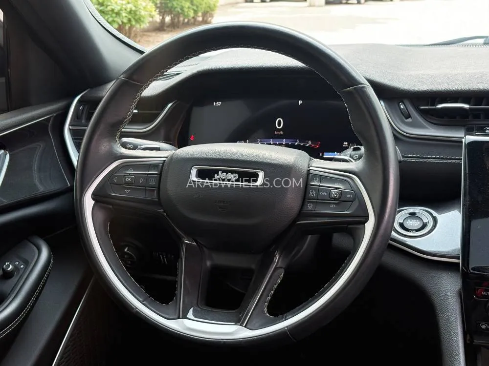 Jeep Cherokee 2022 for Sale in Dubai Image-15