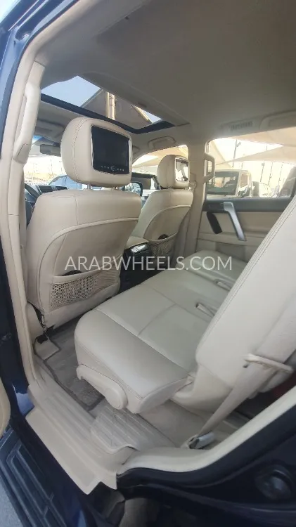 Toyota Land Cruiser Prado 2015 for Sale in Sharjah Image-11