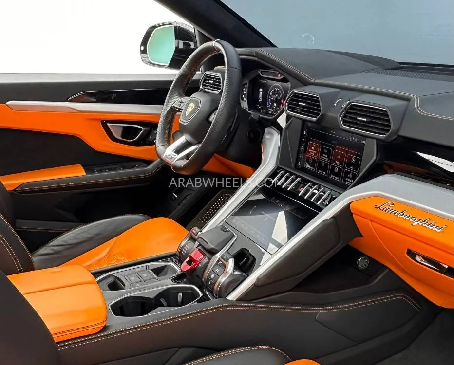 Lamborghini Urus 2019 for Sale in Dubai Image-13