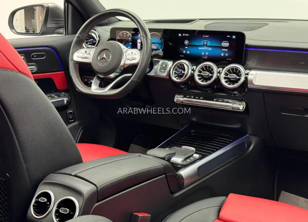 Mercedes Benz GLB 2023 for Sale in Dubai Image-14