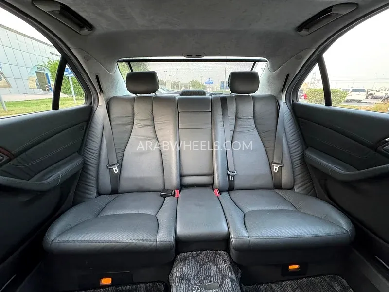 Mercedes Benz S Class 2001 for Sale in Dubai Image-6
