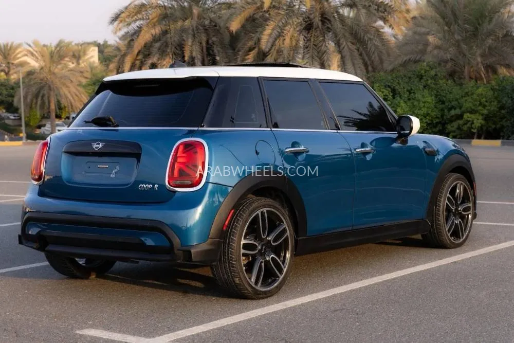 Mini Cooper 2022 for Sale in Sharjah Image-3