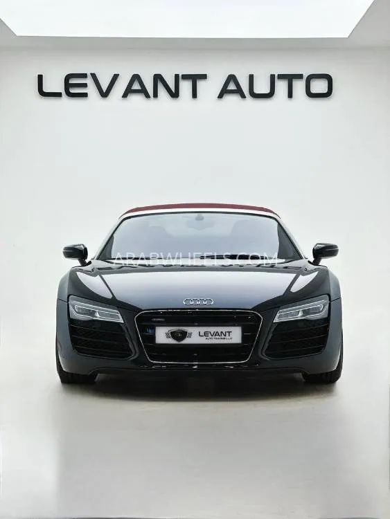 Audi R8 Spyder 2014 for Sale in Dubai Image-2