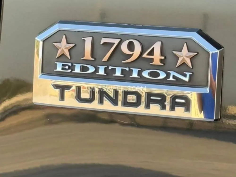 Toyota Tundra 2020 for Sale in Sharjah Image-6