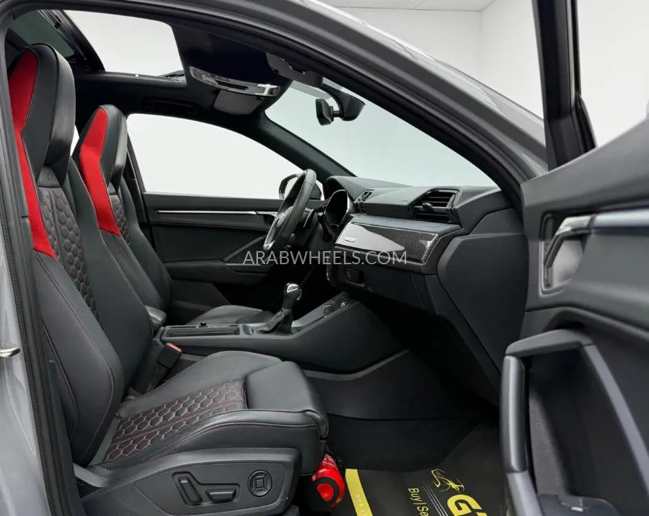 أودي RS Q3 2023 for Sale in دبي Image-16