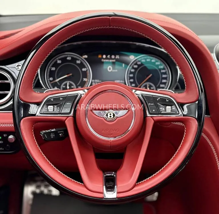 Bentley Bentayga 2019 for Sale in Dubai Image-7