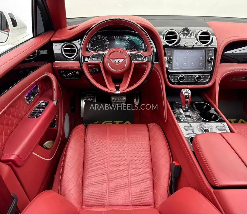 Bentley Bentayga 2019 for Sale in Dubai Image-8