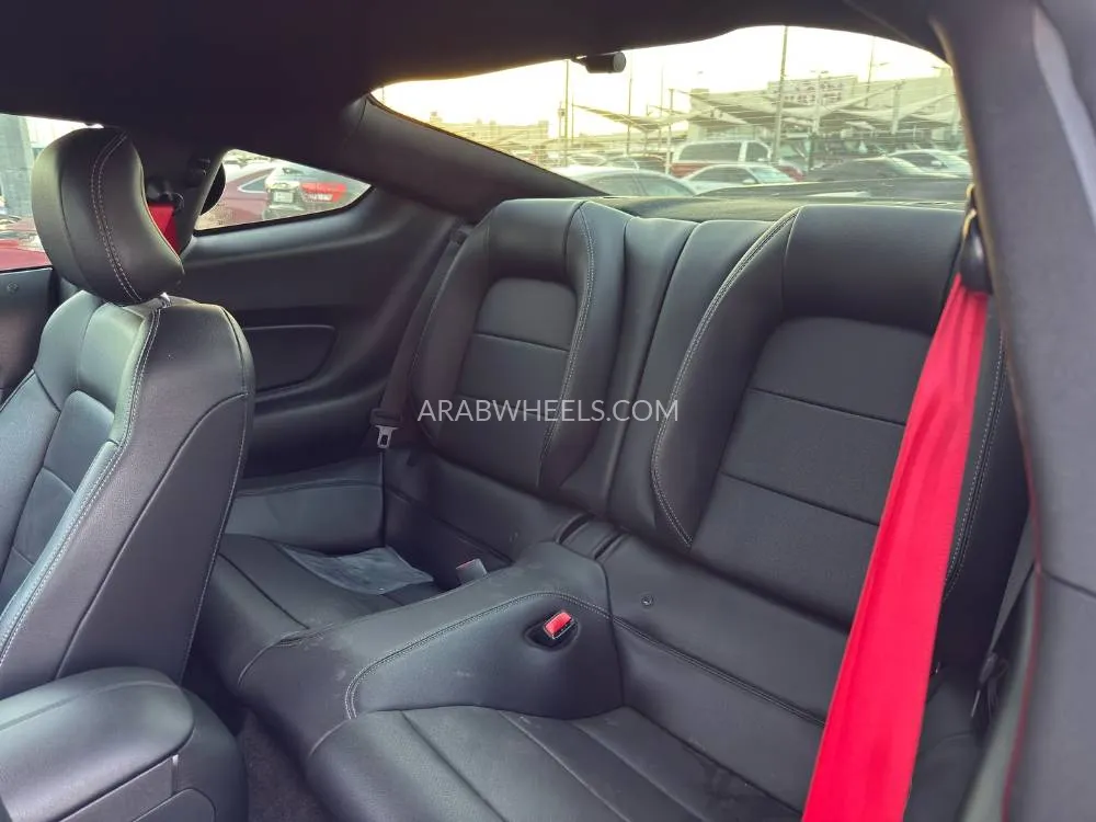 فورد موستانج 2017 for Sale in الشارقة Image-9