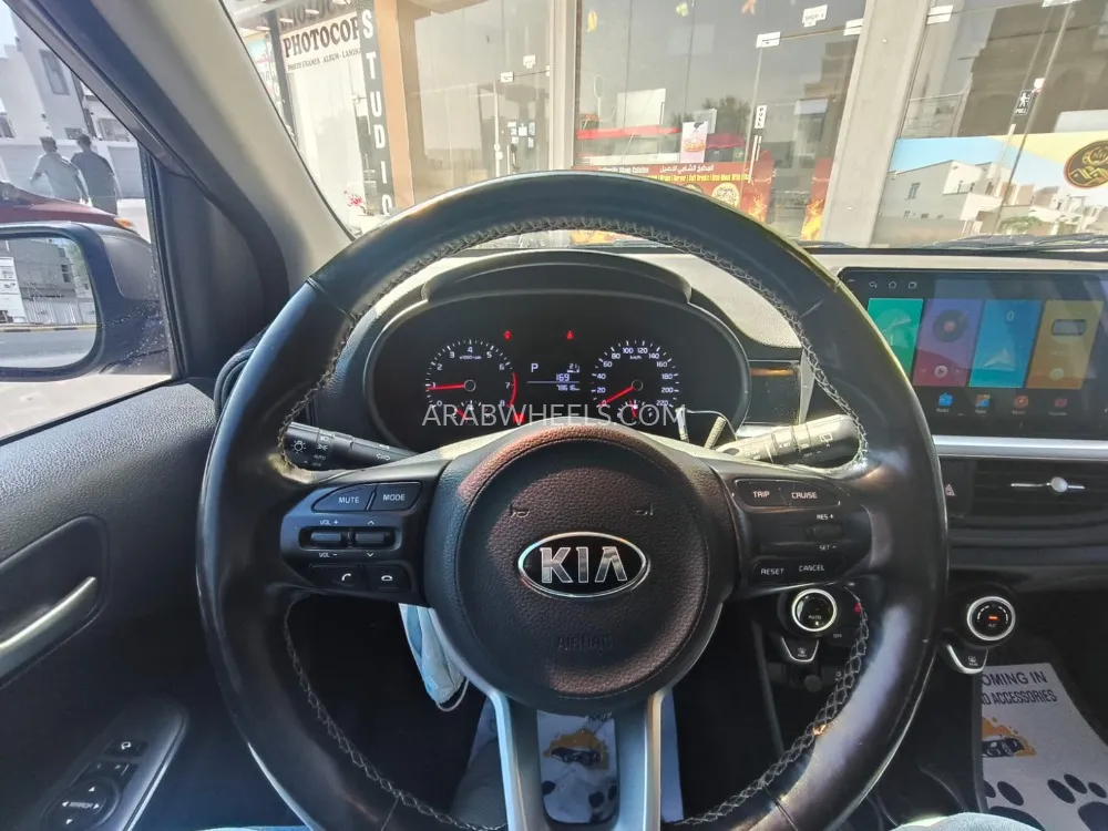 Kia Picanto 2018 for Sale in Ajman Image-12