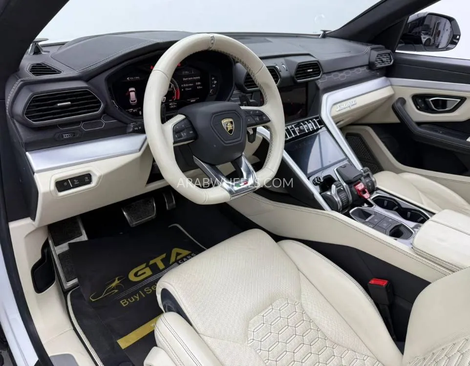Lamborghini Urus 2019 for Sale in Dubai Image-12