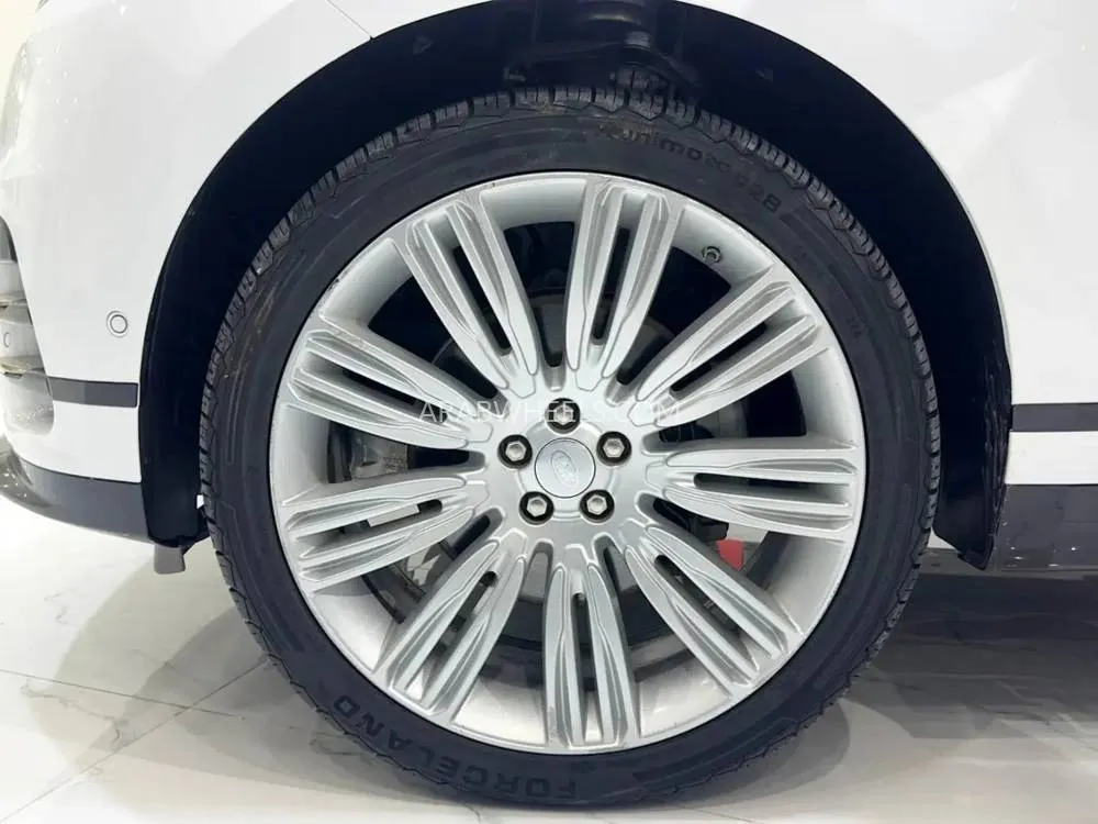 Land Rover Range Rover Velar 2020 for Sale in Abu Dhabi Image-9