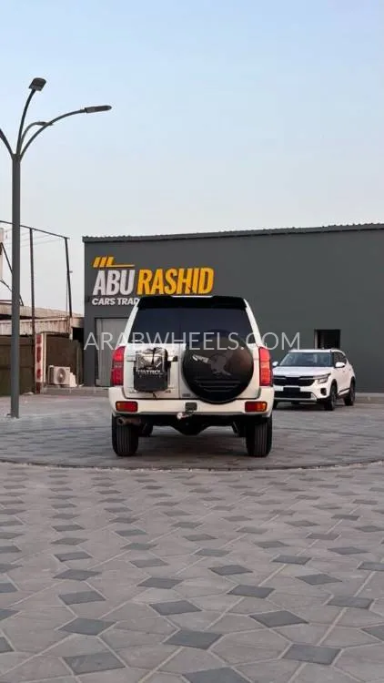 Nissan Patrol 2019 for Sale in Ajman Image-8
