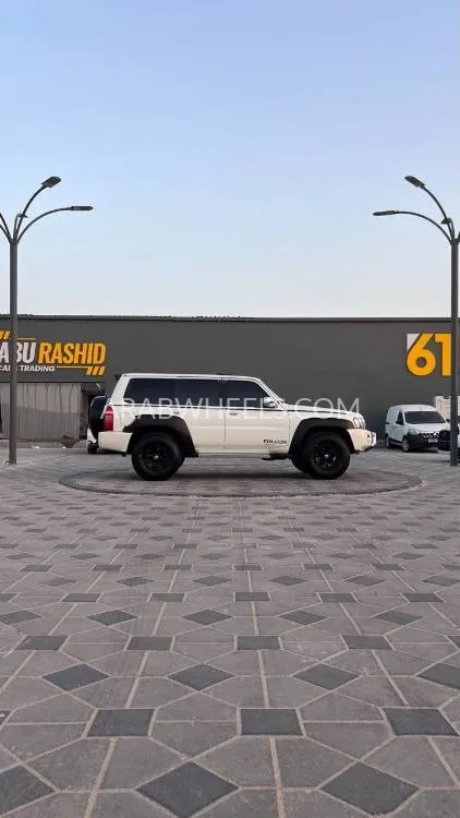 Nissan Patrol 2019 for Sale in Ajman Image-15
