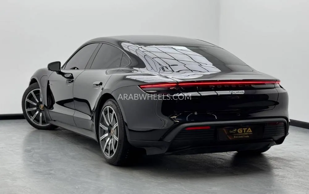 بورشه تايكان 2024 for Sale in دبي Image-6
