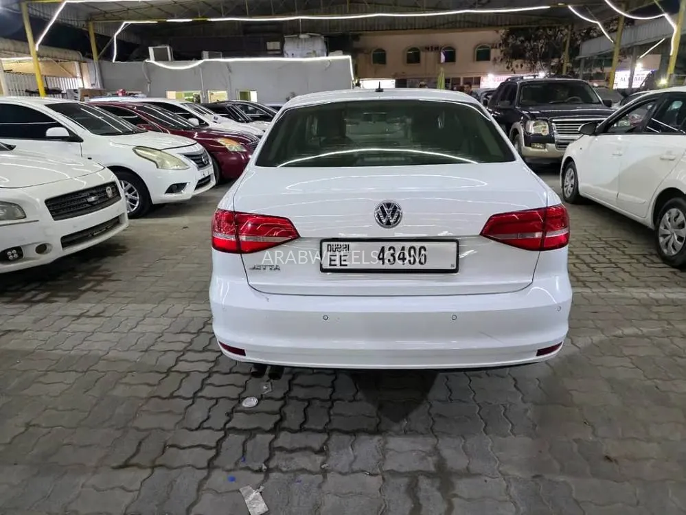Volkswagen Jetta 2016 for Sale in Ajman Image-5
