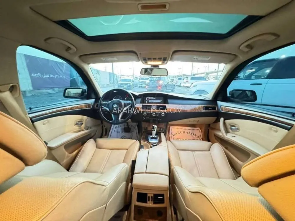 BMW 5 series 2010 for Sale in Sharjah Image-7