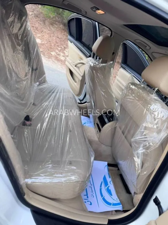 BMW 5 series 2016 for Sale in Sharjah Image-8