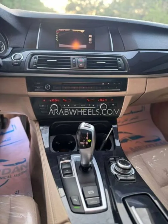 BMW 5 series 2016 for Sale in Sharjah Image-11