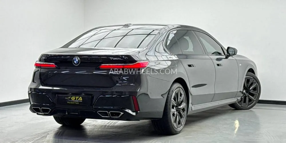 BMW 7 series 2023 for Sale in Dubai Image-4