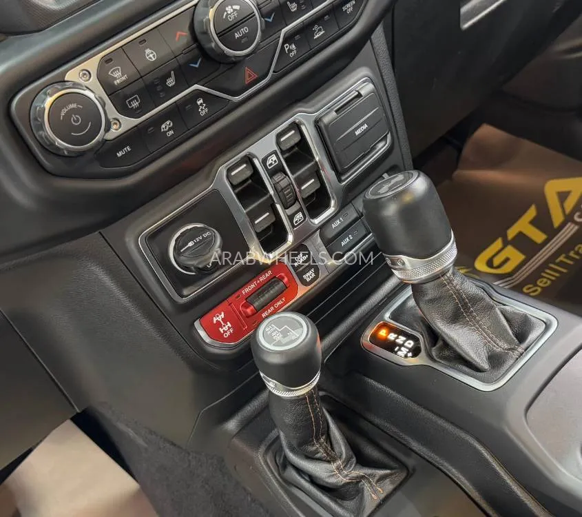 Jeep Wrangler 2021 for Sale in Dubai Image-13