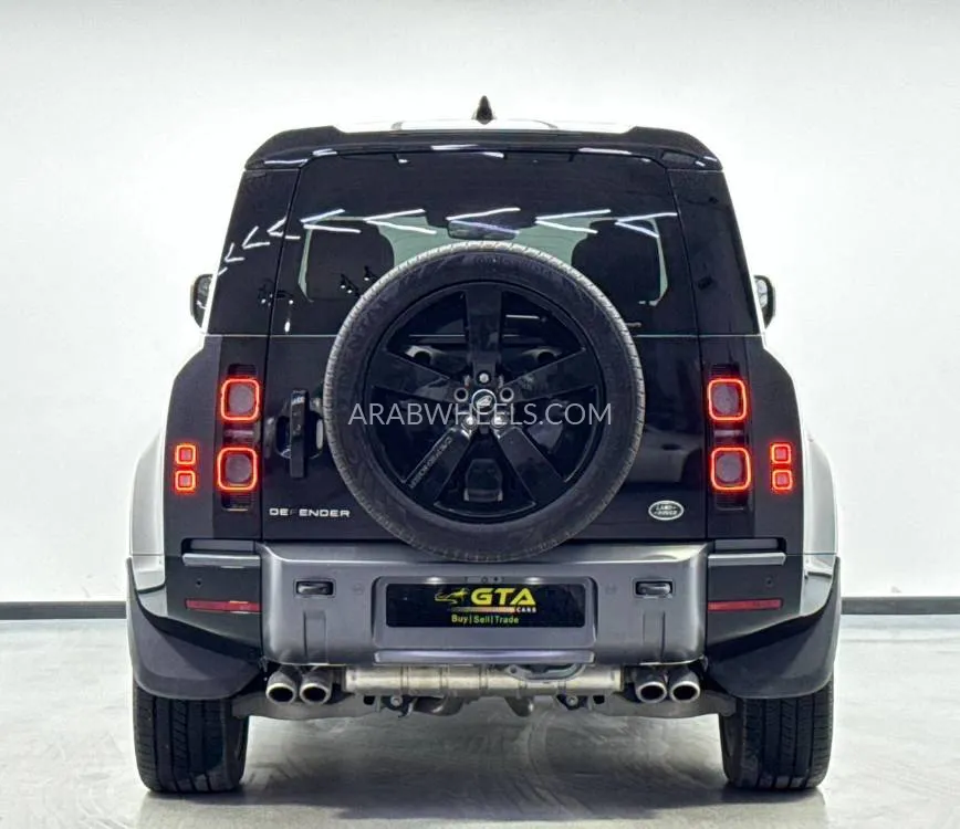 Land Rover Defender 2023 for Sale in Dubai Image-16