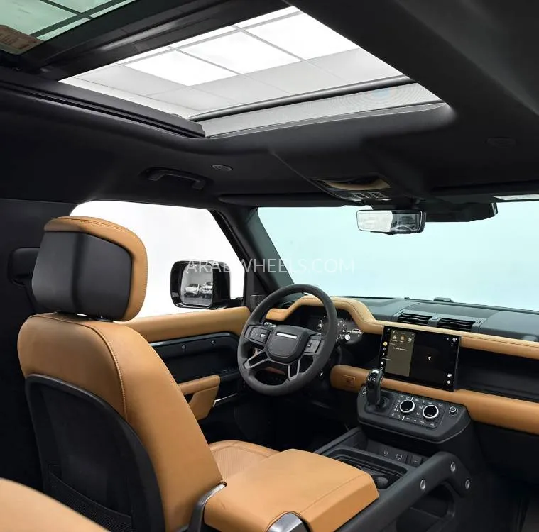 Land Rover Defender 2023 for Sale in Dubai Image-8