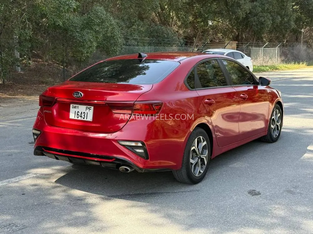 Kia Forte 2019 for Sale in Sharjah Image-14