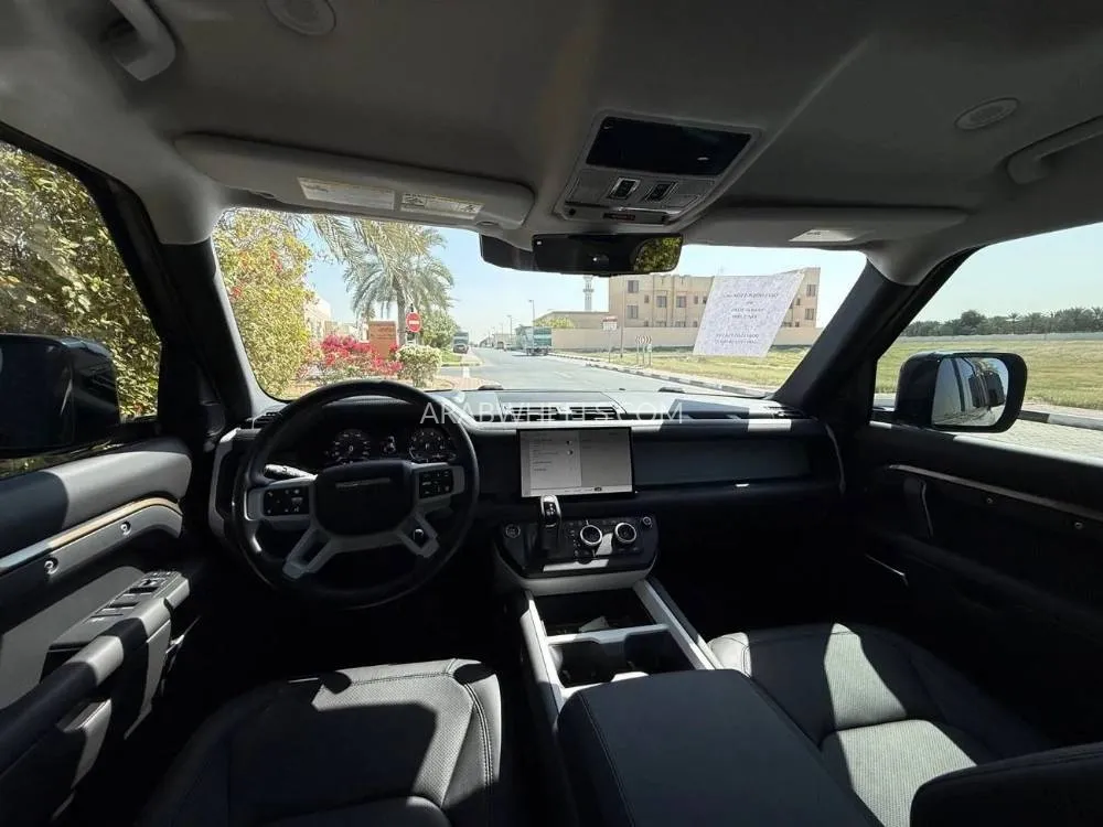 Land Rover Defender 2025 for Sale in Dubai Image-5