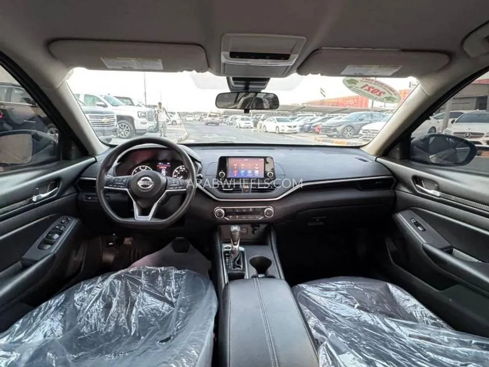 Nissan Altima 2021 for Sale in Sharjah Image-6