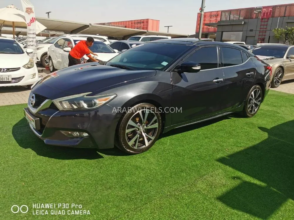 Nissan Maxima 2016 for Sale in Sharjah Image-3