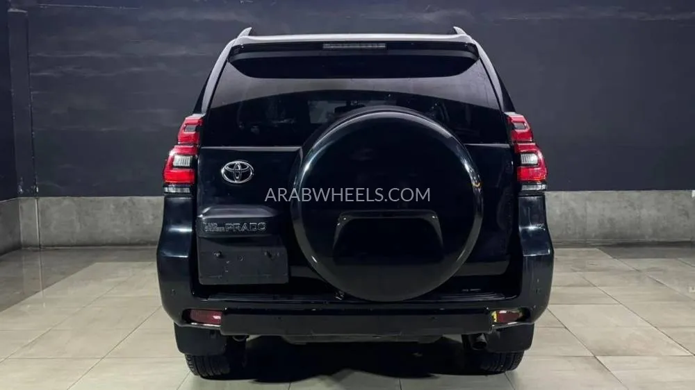 Toyota Land Cruiser Prado 2014 for Sale in Dubai Image-5