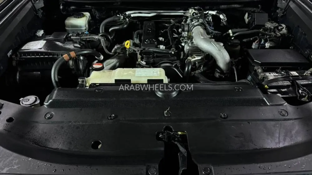Toyota Land Cruiser Prado 2014 for Sale in Dubai Image-16