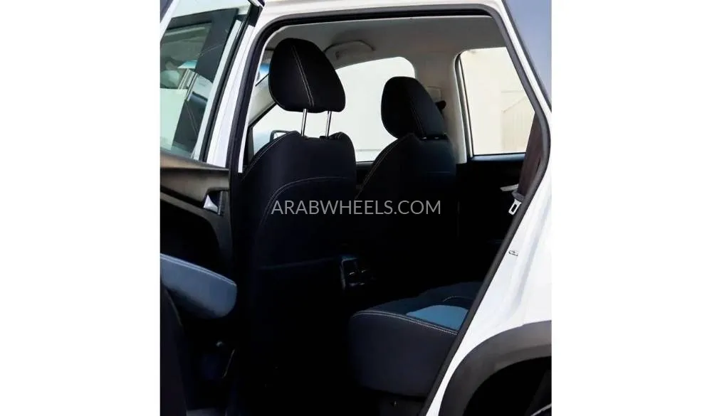 Chevrolet Captiva 2022 for Sale in Sharjah Image-10