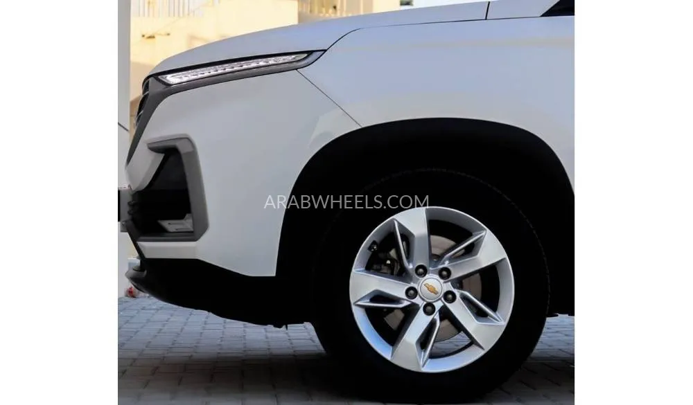 Chevrolet Captiva 2022 for Sale in Sharjah Image-21