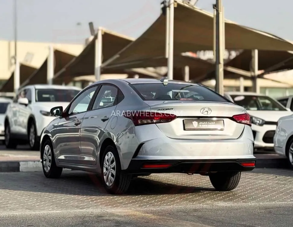 Hyundai Accent 2023 for Sale in Sharjah Image-4