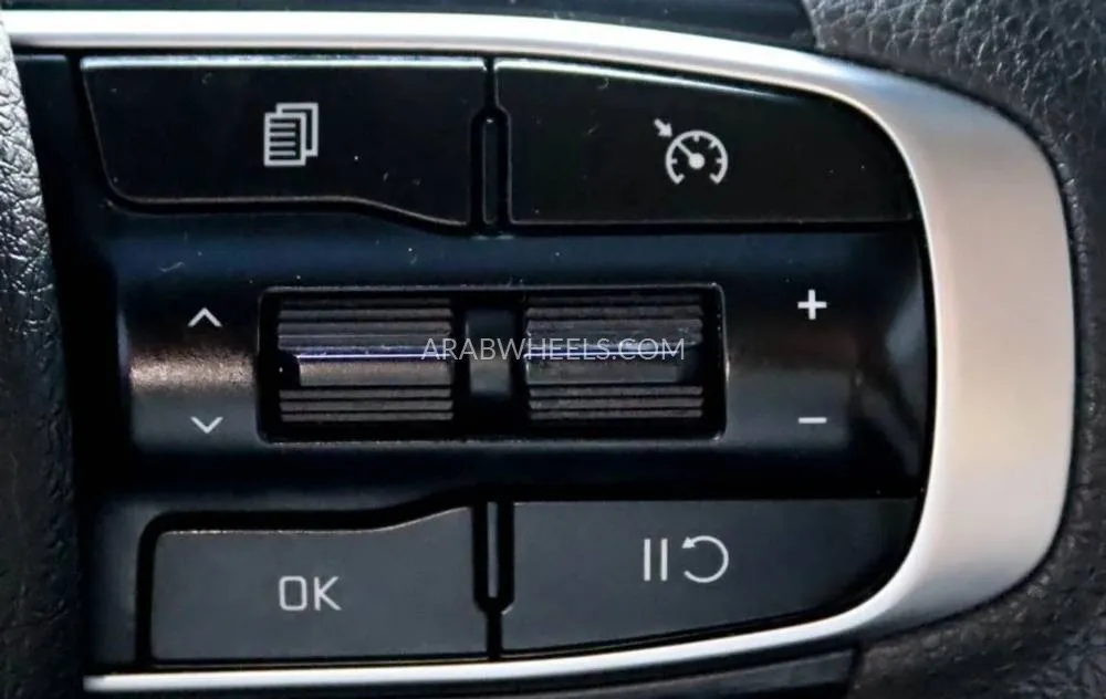 Kia K5 2021 for Sale in Sharjah Image-14