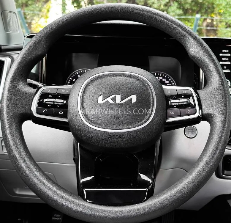 Kia Sorento 2023 for Sale in Sharjah Image-16