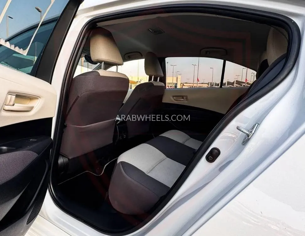Toyota Corolla 2024 for Sale in Sharjah Image-9